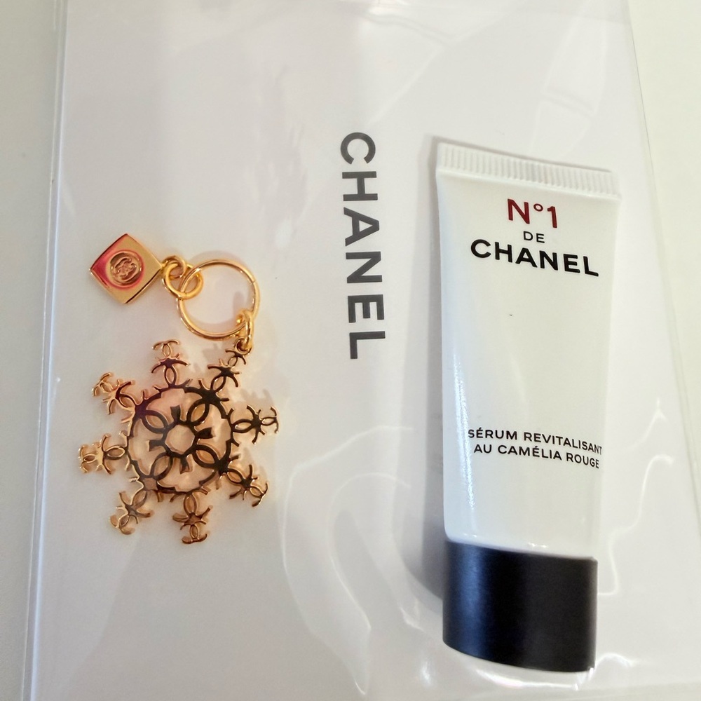 Chanel Serum and Keychain - Picture 7 of 9